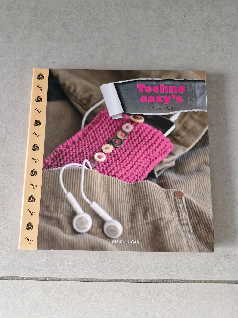 Home & Hobby Techno cozy's - Sue Culligan, Envoi, Tricot et Crochet, Sue Culligan