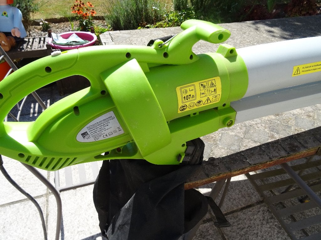 Aspirateur Broyeur Souffleur à feuilles électrique 2500 W, Jardin & Terrasse, Souffleurs de feuilles, Central park, Électrique