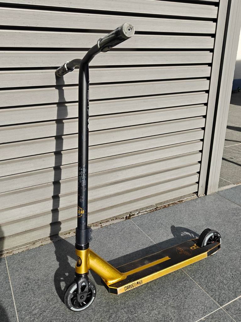 Trottinette Madd Gear Pro Carve Elite, Vélos & Vélomoteurs, Trottinettes, Utilisé, Step simple, Enlèvement
