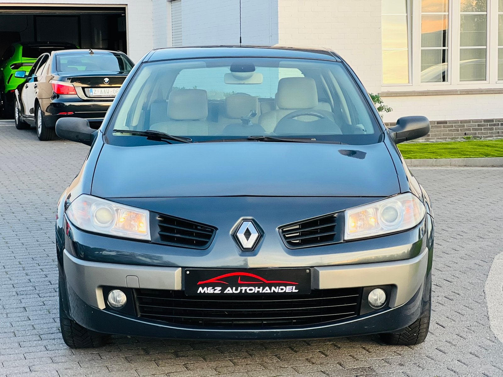 Renault Megane 1.6i * AUTOMAAT * BENZINE * 130.000 KM, Auto's, Automaat, 82 kW, Elektrische ramen, 1600 cc