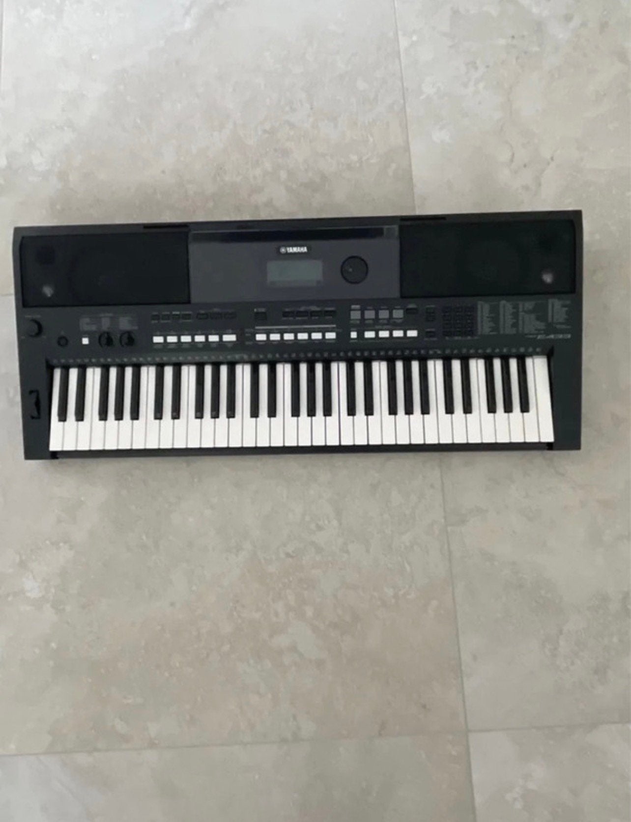 Synthétiseur - Yamaha PSR-E433 – 61 touches – 731 voix, Muziek en Instrumenten, Keyboards, Ophalen of Verzenden, Zo goed als nieuw