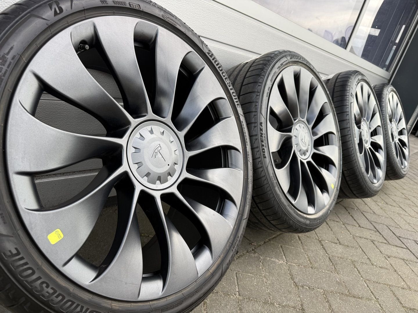 21 inc Tesla Model Y velgen Performance sensoren zomerbanden, Auto-onderdelen, Banden en Velgen, -, 265 mm, -, Banden en Velgen
