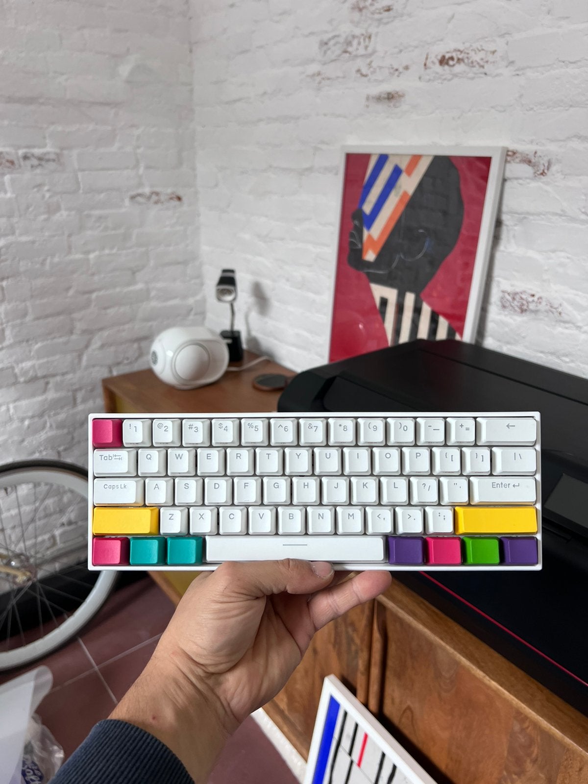 Anne Pro 2 – 60% Mechanisch Toetsenbord (Bluetooth / USB-C), Computers en Software, Toetsenborden, Ophalen of Verzenden, Zo goed als nieuw