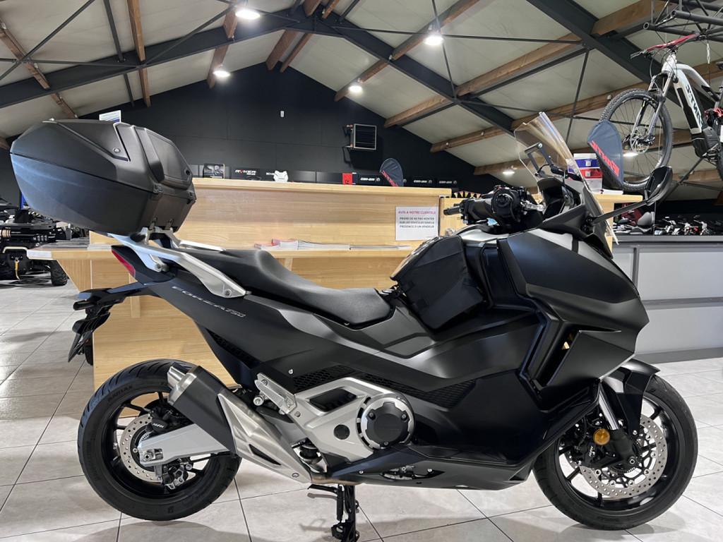 Honda Forza 750 750, Motoren, 750 cc, Scooter, Bedrijf, Meer dan 35 kW