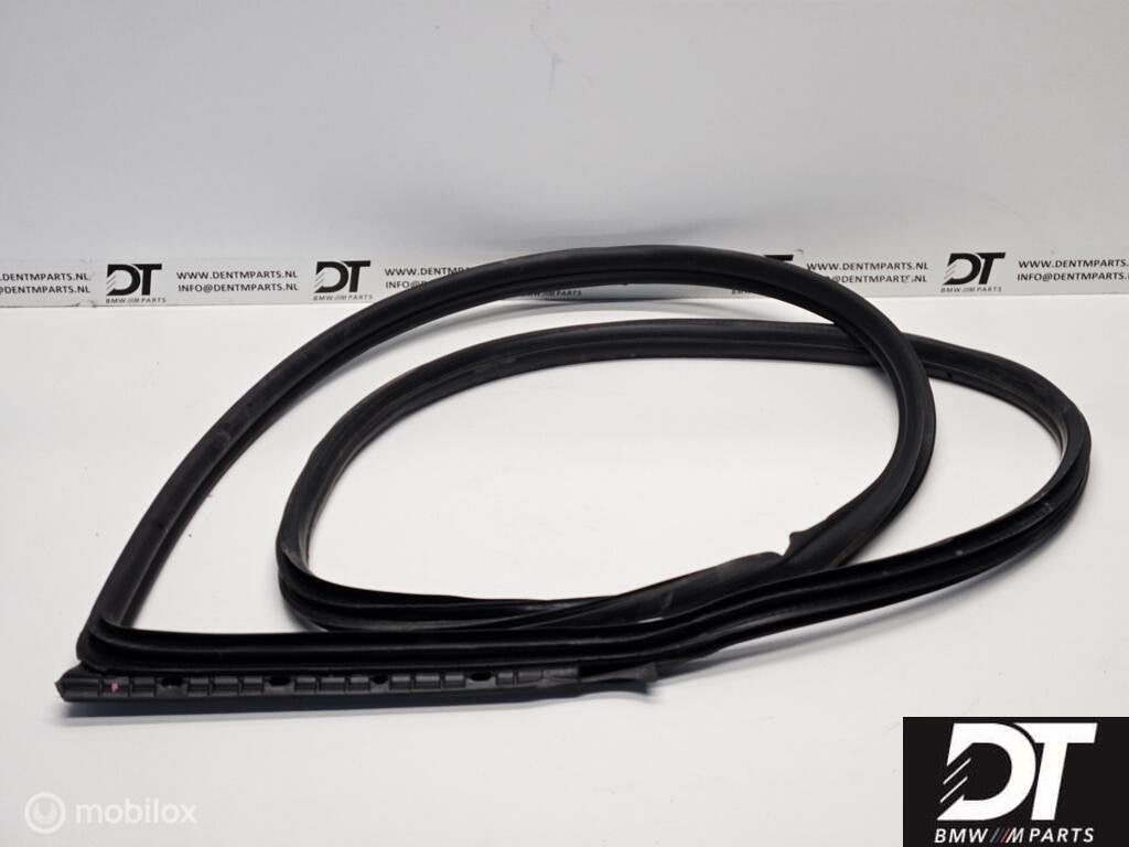 Deurrubber linksvoor BMW 2-serie Coupé F87 51727348419, Gebruikt, Ophalen of Verzenden, BMW, BMW