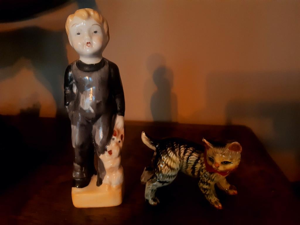 Oftriart Duits porseleinen beeldje, Antiek en Kunst, Ophalen of Verzenden