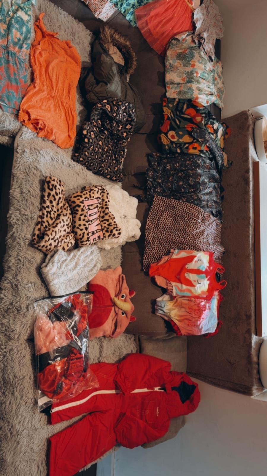 Kinderkleding maat 104, Ophalen
