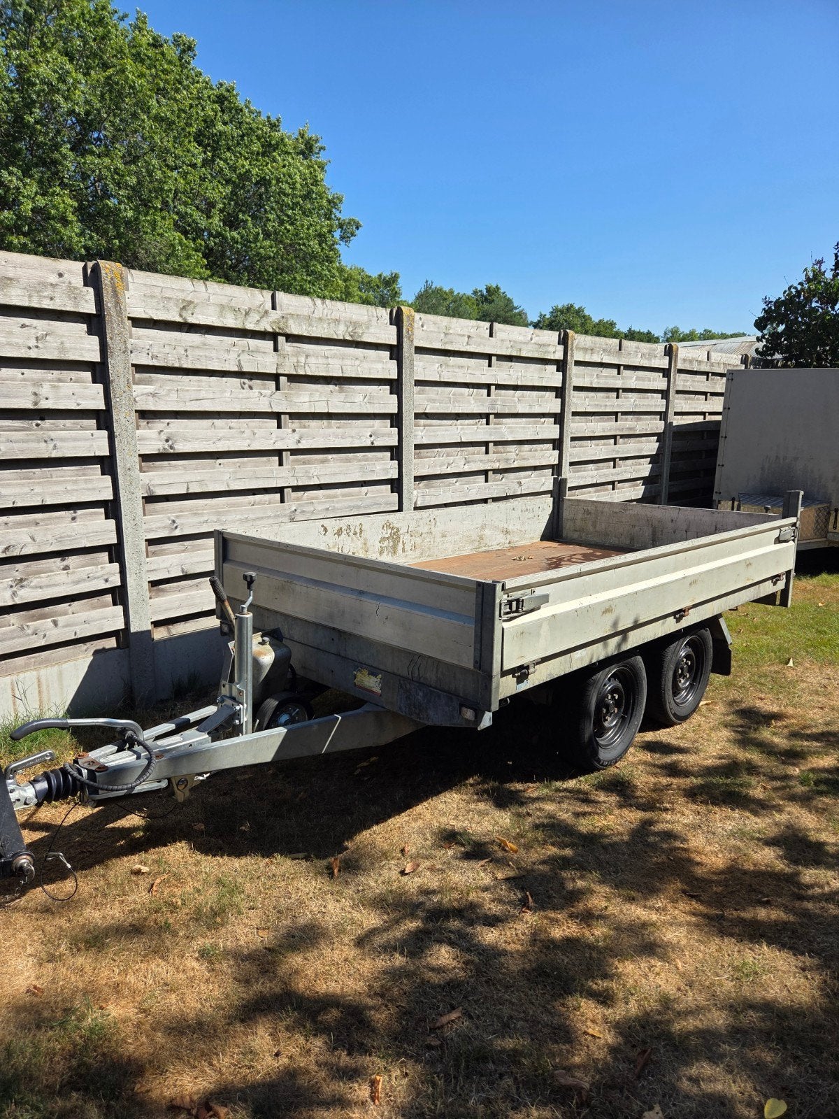 Hapert kipper aanhangwagen, Ophalen, Zo goed als nieuw