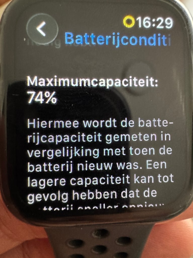 Apple Watch series 6 (GPS + Cellular) 44 mm, Bijoux, Sacs & Beauté, Montres connectées, Apple Watch, IOS, Enlèvement, Utilisé