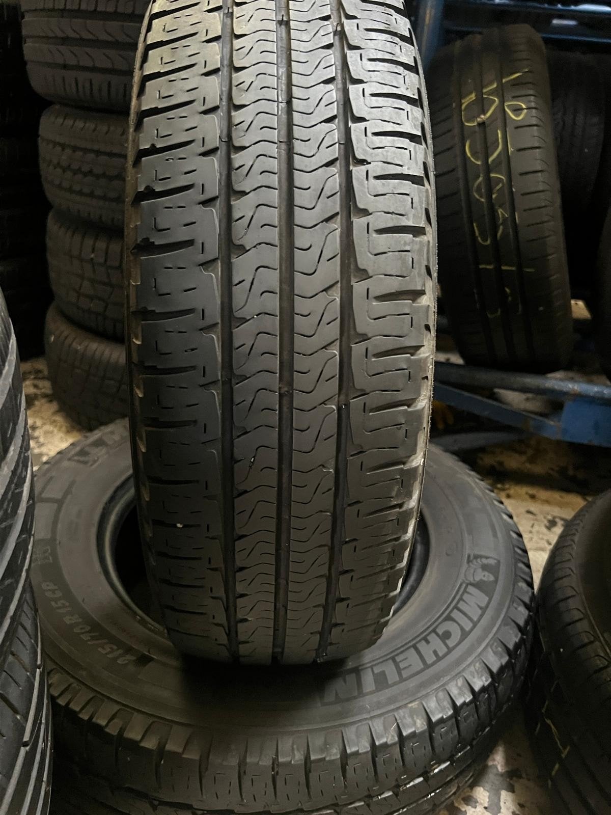 215 70 15c Michelin avec montage et équilibrage, Autos : Pièces & Accessoires, Commande, Enlèvement