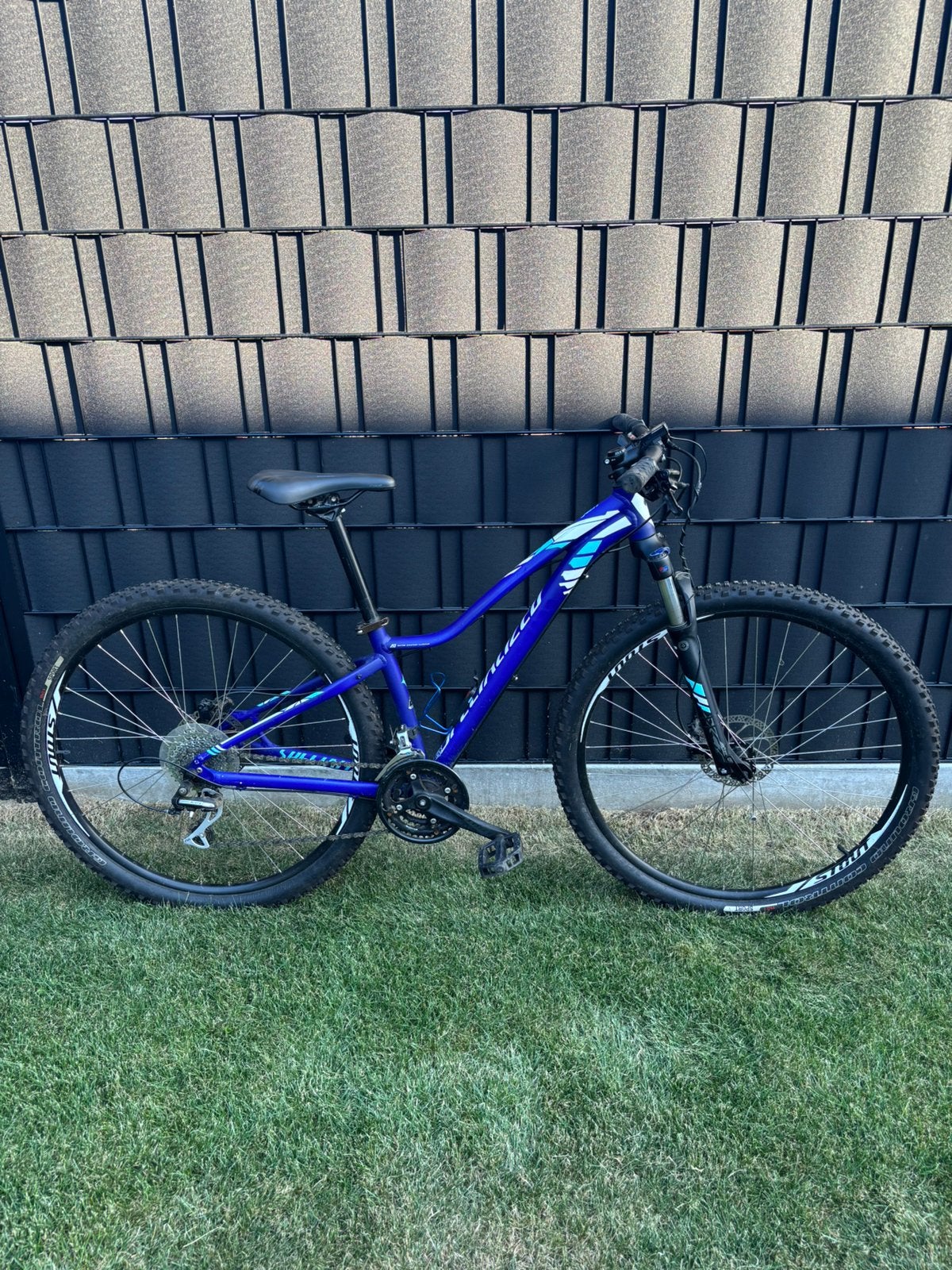 Specialized, Fietsen en Brommers, Fietsen | Mountainbikes en ATB, Ophalen, Zo goed als nieuw, Dames