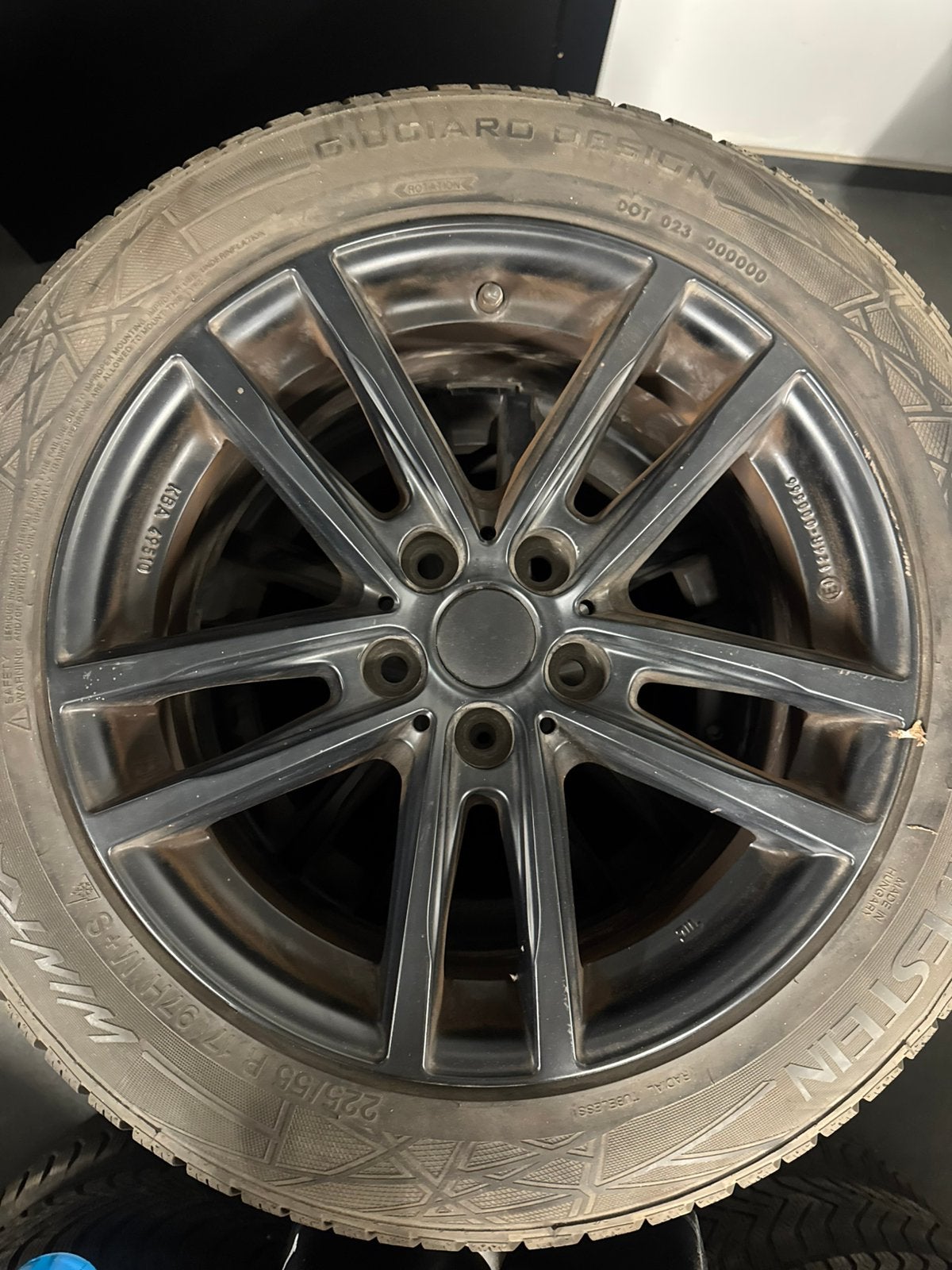 4 jantes 17” + pneus hiver Vredestein 225/55 R17, Pneus hiver, Enlèvement, Pneu(s), 17 pouces
