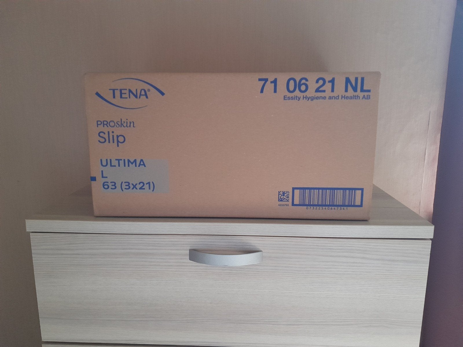 tena slip ultima L new doos 63 3X21, Ophalen