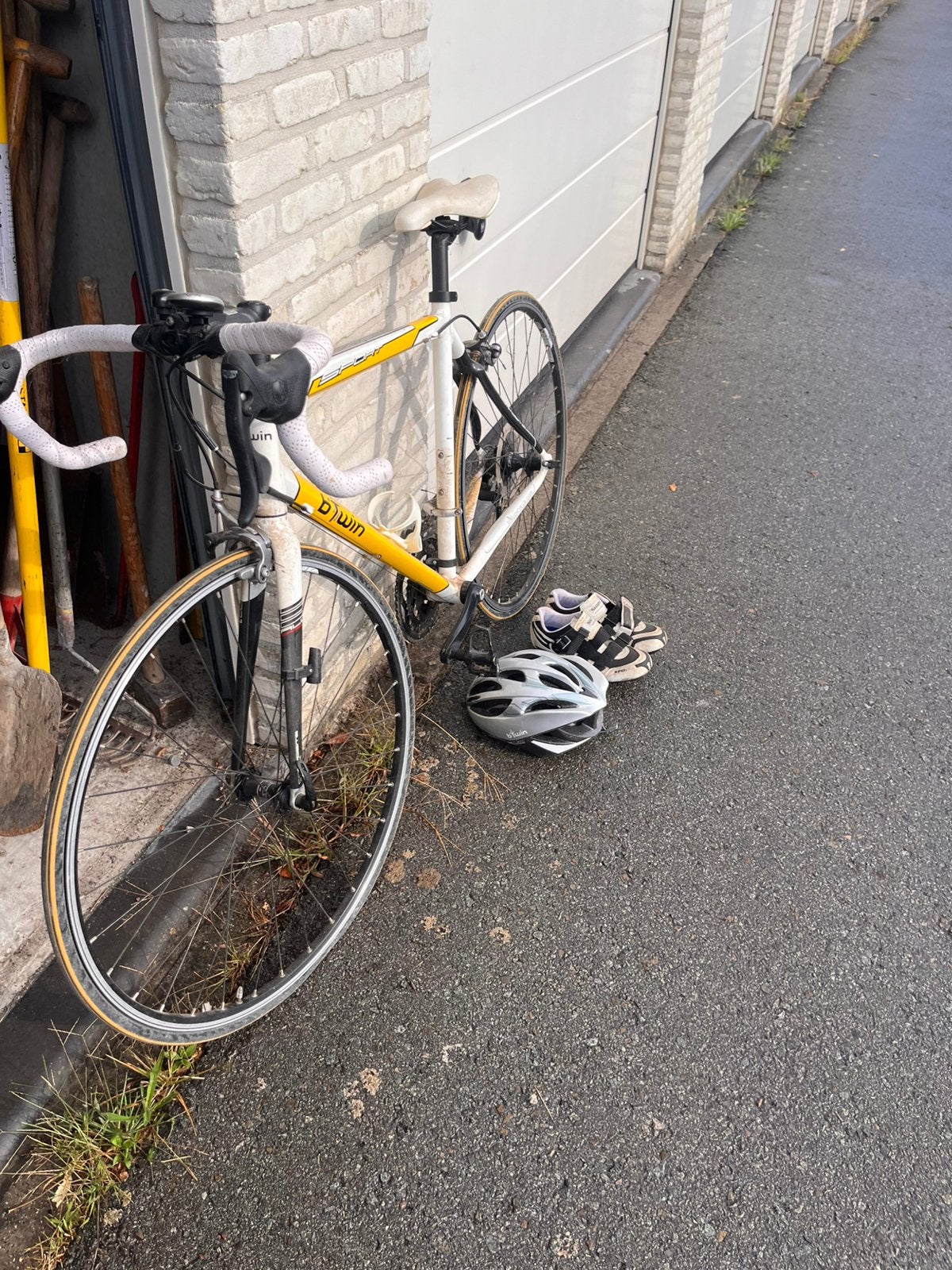 Koersfiets, Fietsen en Brommers, Ophalen, Zo goed als nieuw