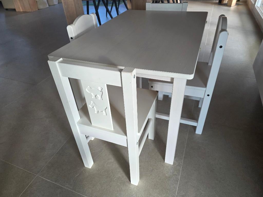 kinder tafeltje met 4 stoelen, Ophalen, Gebruikt, Tafel(s) en Stoel(en)