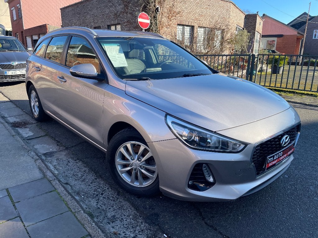 Hyundai i30 i30 SW 1.0 T-GDi Twist 88(120) KW(HP) CT OK, Achat, Euro 6, Entreprise, Boîte manuelle