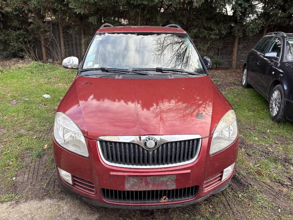 Skoda Fabia 1.4 TDi PROBLÈME BOITE DE VITESSE, Rouge, Achat, Entreprise, Electronic Stability Program (ESP)
