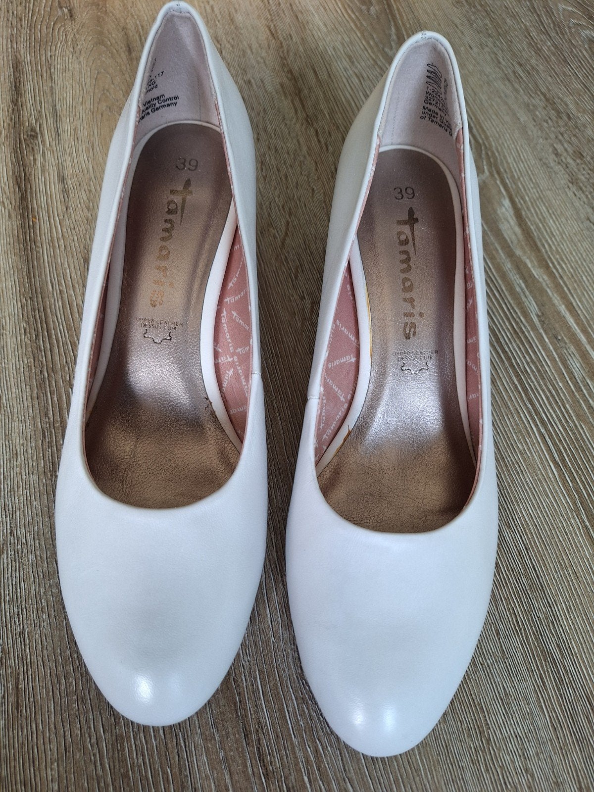 Tamaris pump wit 39, Tamaris, Ophalen, Nieuw, Schoenen
