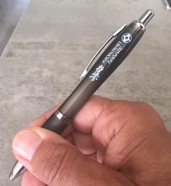 kyokushin karate pen doosje 50 stuks, Enlèvement ou Envoi, Neuf, Karaté