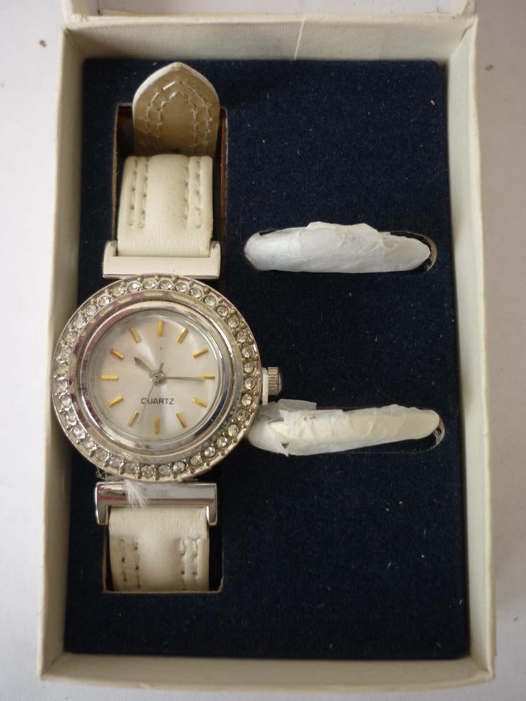Coffret Montre LBVYR – Lunettes Interchangeables – Neuf, Collections, Enlèvement ou Envoi