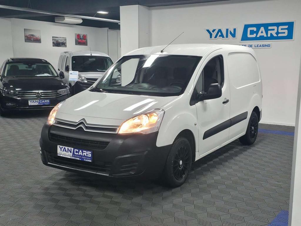 Citroën Berlingo 1.6 HDI * Boite AUTOMATIQUE * 3 PLACES *, 1408 kg, Stof, Gebruikt, Euro 6