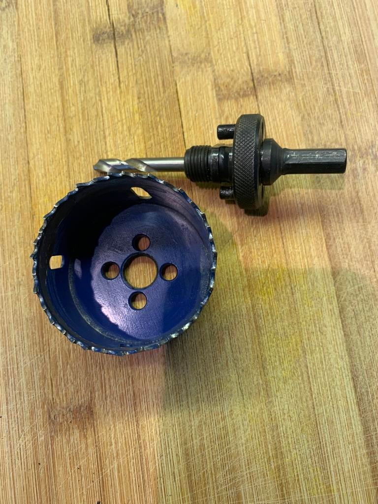 Klokboor-gatenboor diameter 64mm + houder, Doe-het-zelf en Bouw, Ophalen of Verzenden, Zo goed als nieuw