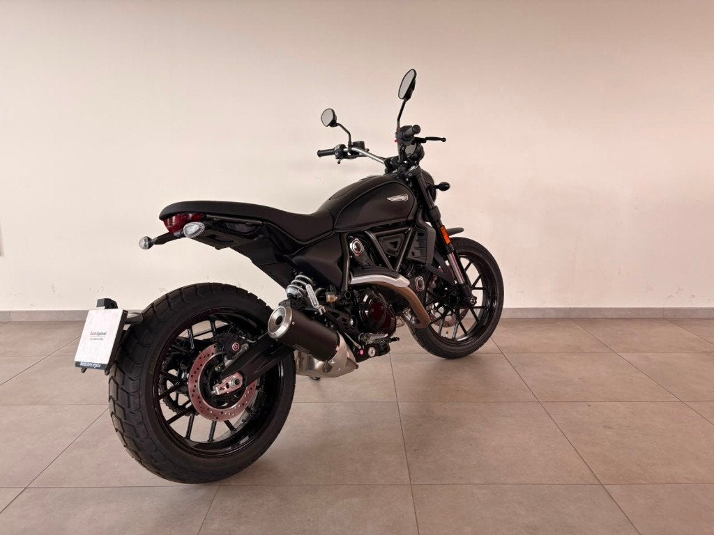 Ducati Scrambler 800 Icon Dark - foto 2