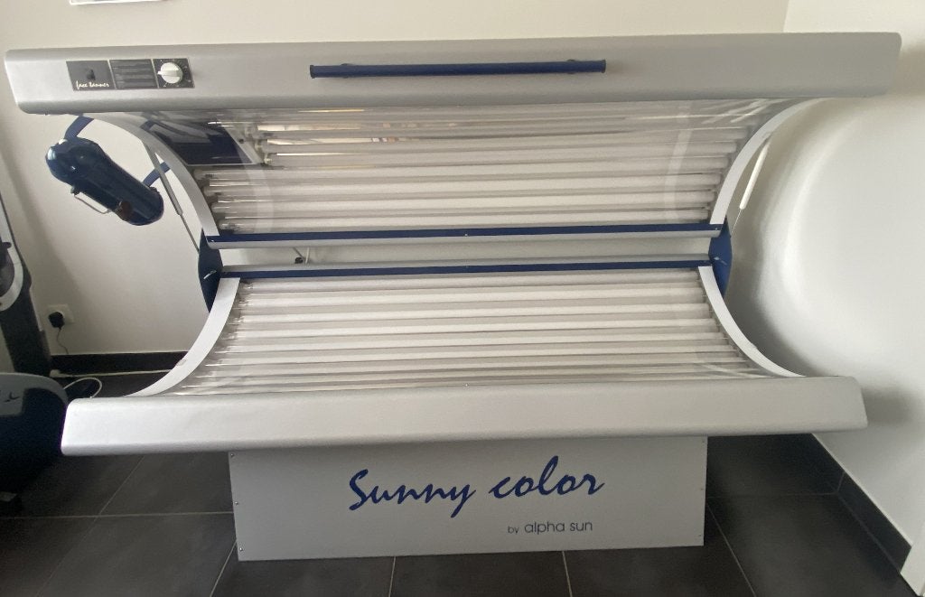 Zonnecombinatie Sunny Color, Electroménager, Solarium, Banc solaire & Bronzage facial, Comme neuf, Banc solaire double, 15 lampes ou plus