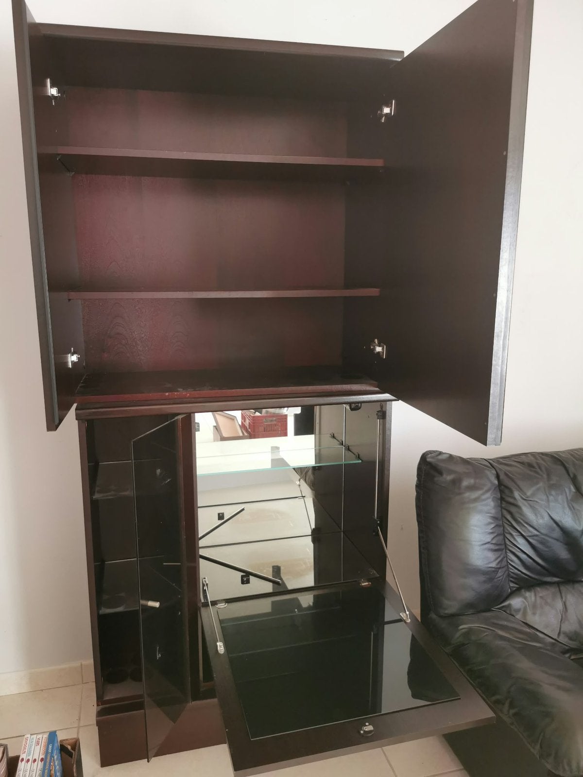 Barkast/drankenkast in hout met gedeelte in spiegelglas, Huis en Inrichting, Ophalen, Gebruikt