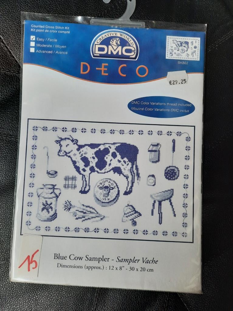 Emballage - DMC DECO - Échantillonneur Blue Cow BK862, Enlèvement ou Envoi, Neuf, Broderies à la main, Set à broder