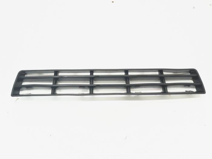 Pare-chocs grille d'un Volkswagen Bora, Autos : Pièces & Accessoires, Volkswagen, -, 3 mois de garantie, Utilisé