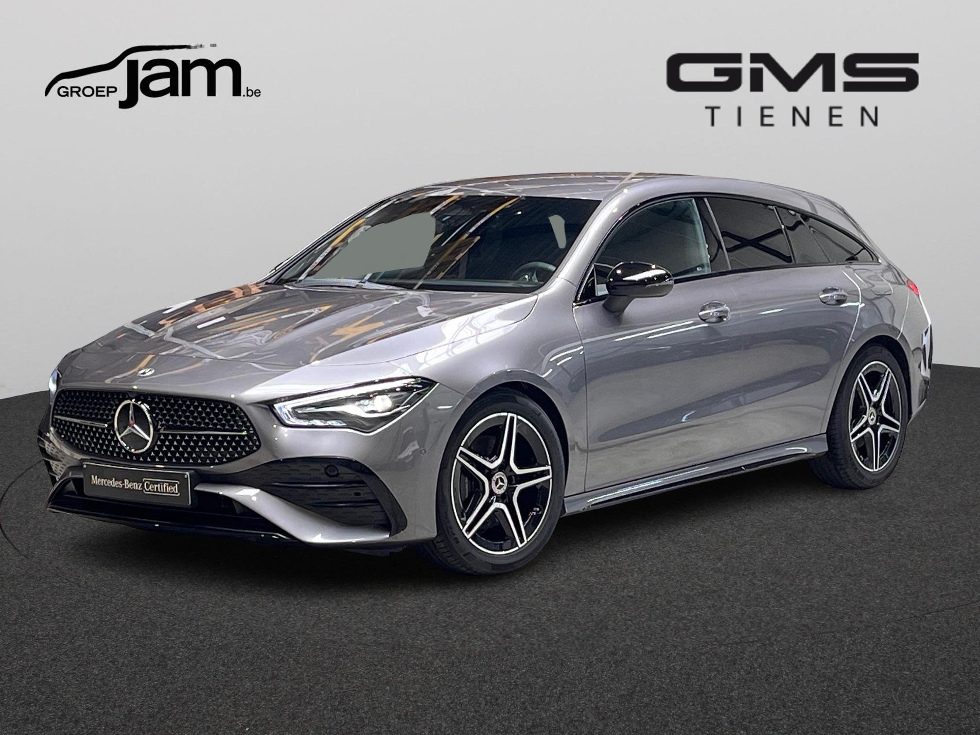 Mercedes-Benz CLA-klasse Shooting Brake 200 AMG Line, Auto's, CLA, Gebruikt, Zwart, 4 cilinders