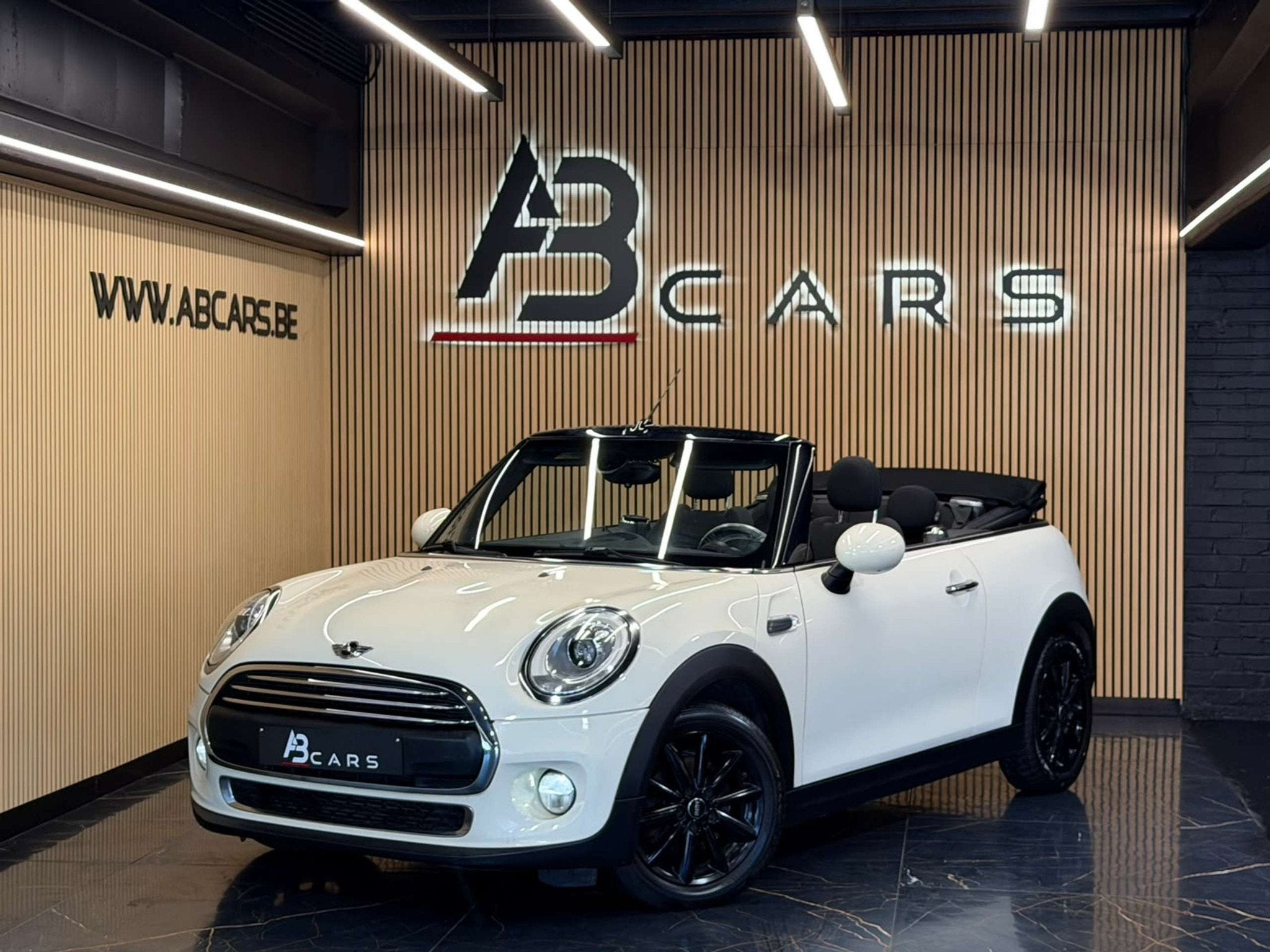 MINI Cooper Cabrio ONE 1.2I * 1 ER PROPRIO * GARANTIE 12 MOI, Gebruikt, Cabriolet, 1198 cc, Wit