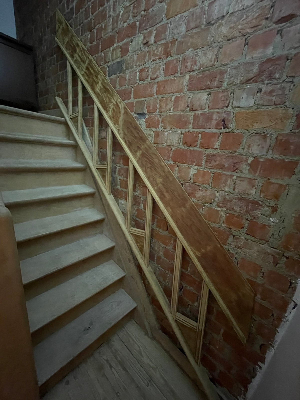 Houten trapleuning met mooie details, Bricolage & Construction, Échelles & Escaliers, Enlèvement, Comme neuf, Escalier