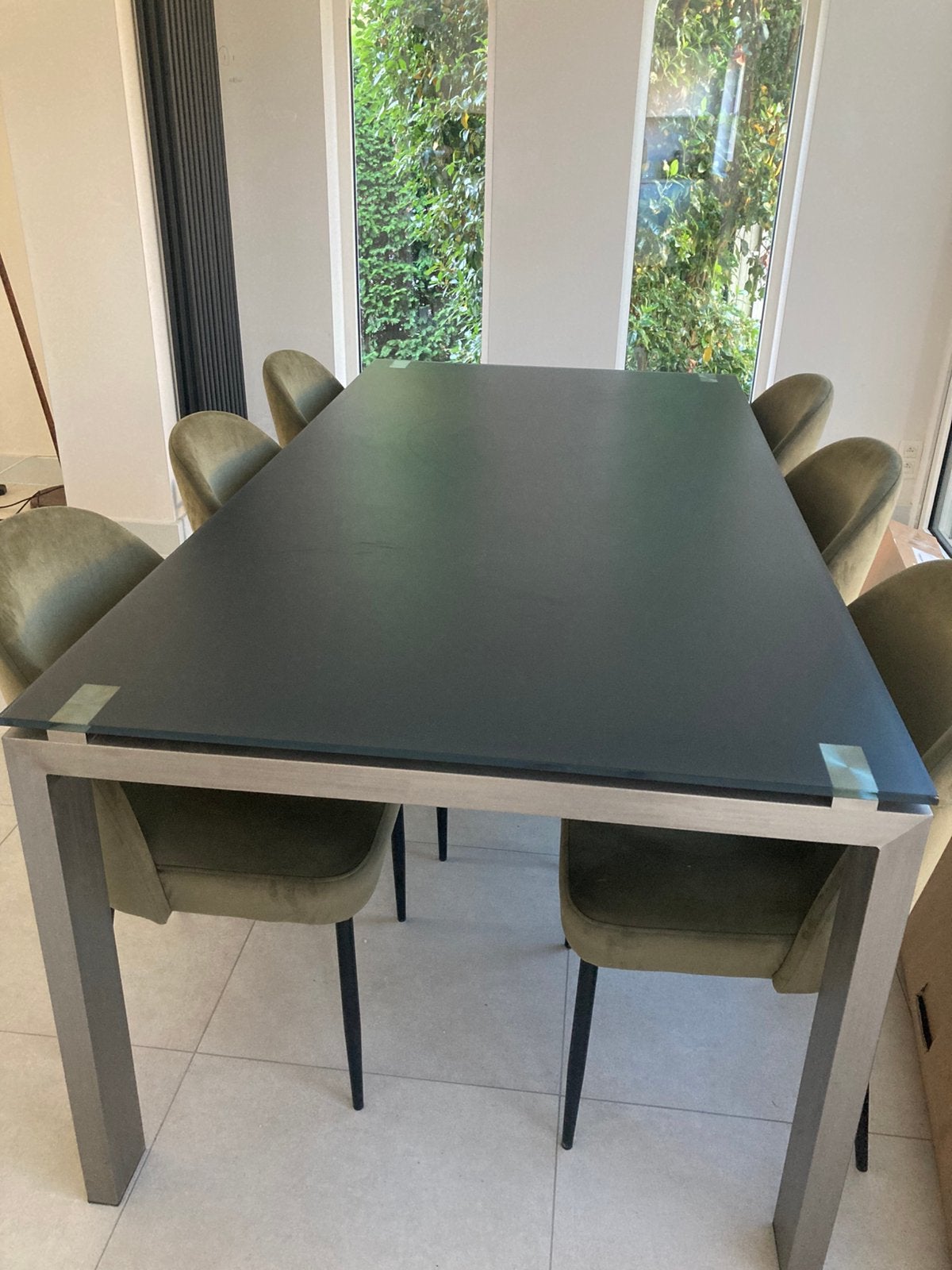 Eettafel Gratis, Ophalen, Zo goed als nieuw