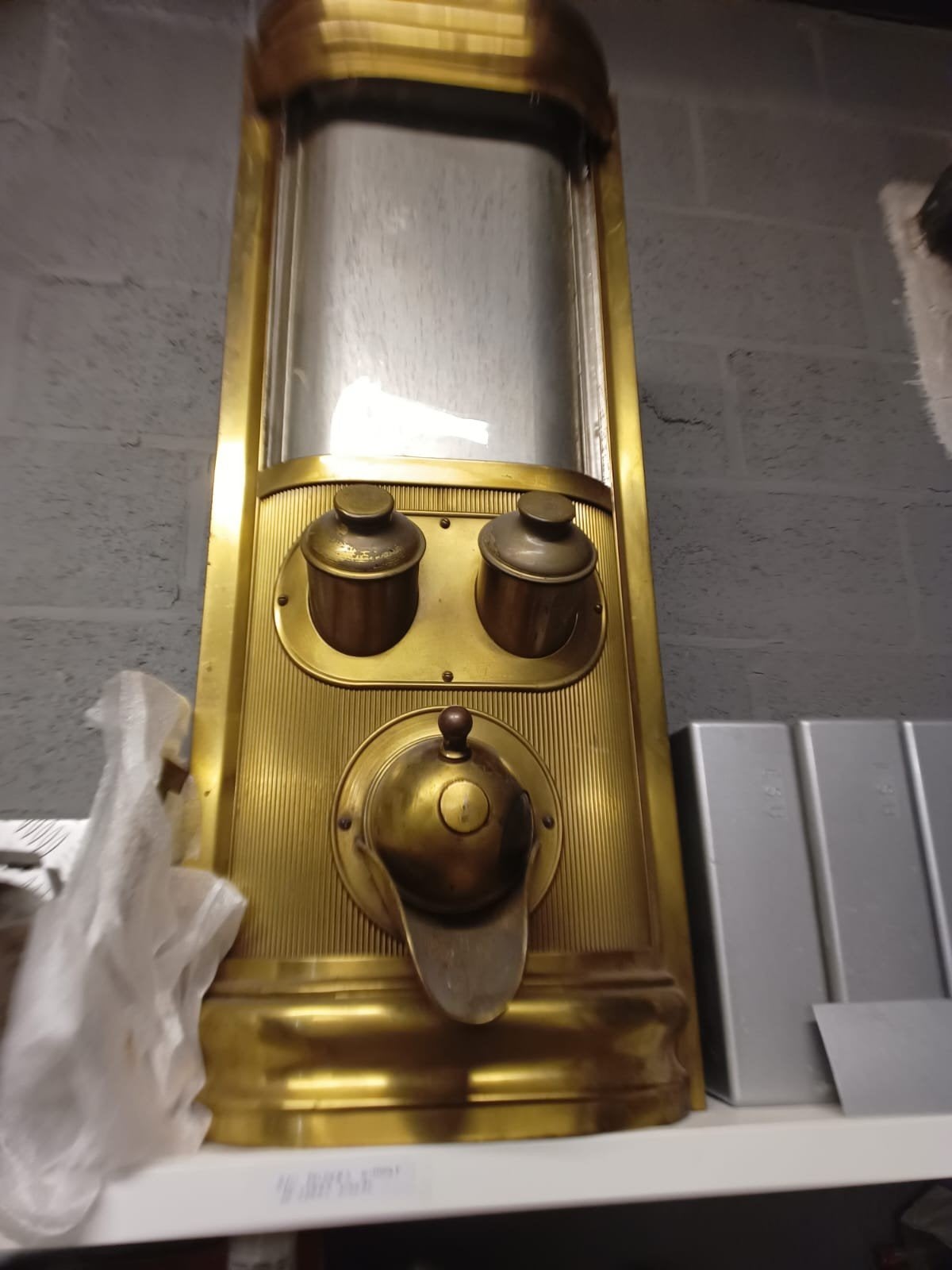 Distributeur de café vintage, Enlèvement