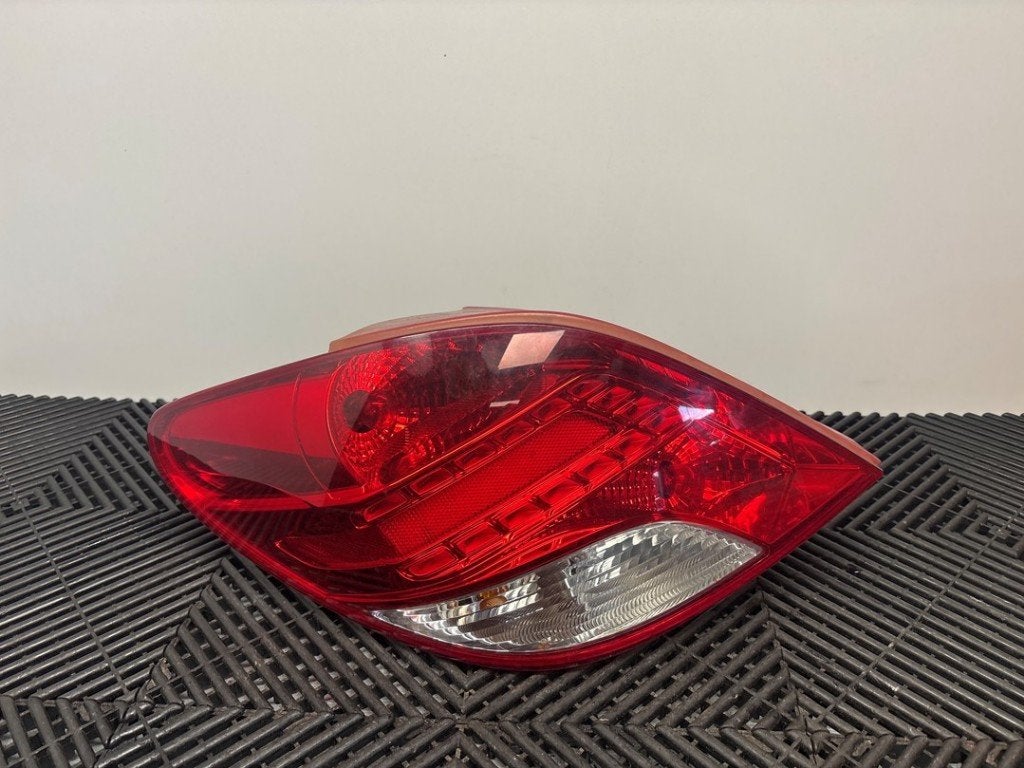 FEU ARRIÈRE GAUCHE Peugeot 207 / 207+ (WA / WC / WM), Kontakt-peugeot@peugeot.com, Utilisé, Peugeot Deutschland GmbH, Bahnhofsplatz
65423  Rüsselsheim, DE