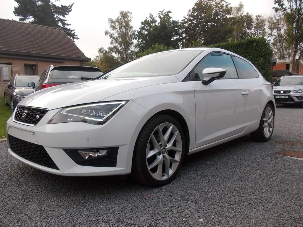 SEAT Leon Leon SC 1.4 TSI FR 125 PK NAVI-CRUISE-LED-PDC, Auto's, Seat, Gebruikt, Euro 6, Leon, Wit