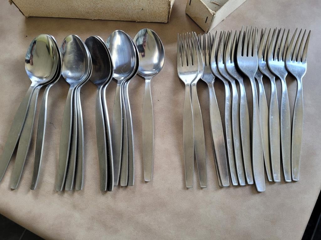 Couverts inox. Cuillère  et fourchette, Maison & Meubles, Cuisine | Couverts, Enlèvement ou Envoi