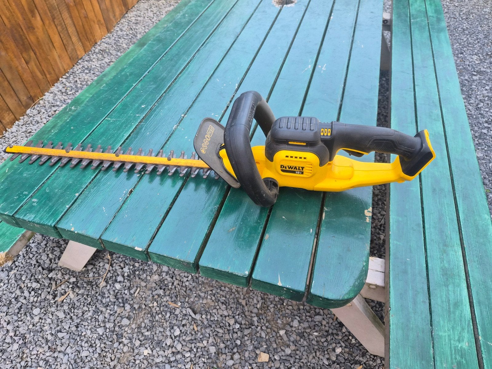 Taille haie dewalt, Jardin & Terrasse, Enlèvement, Batterie