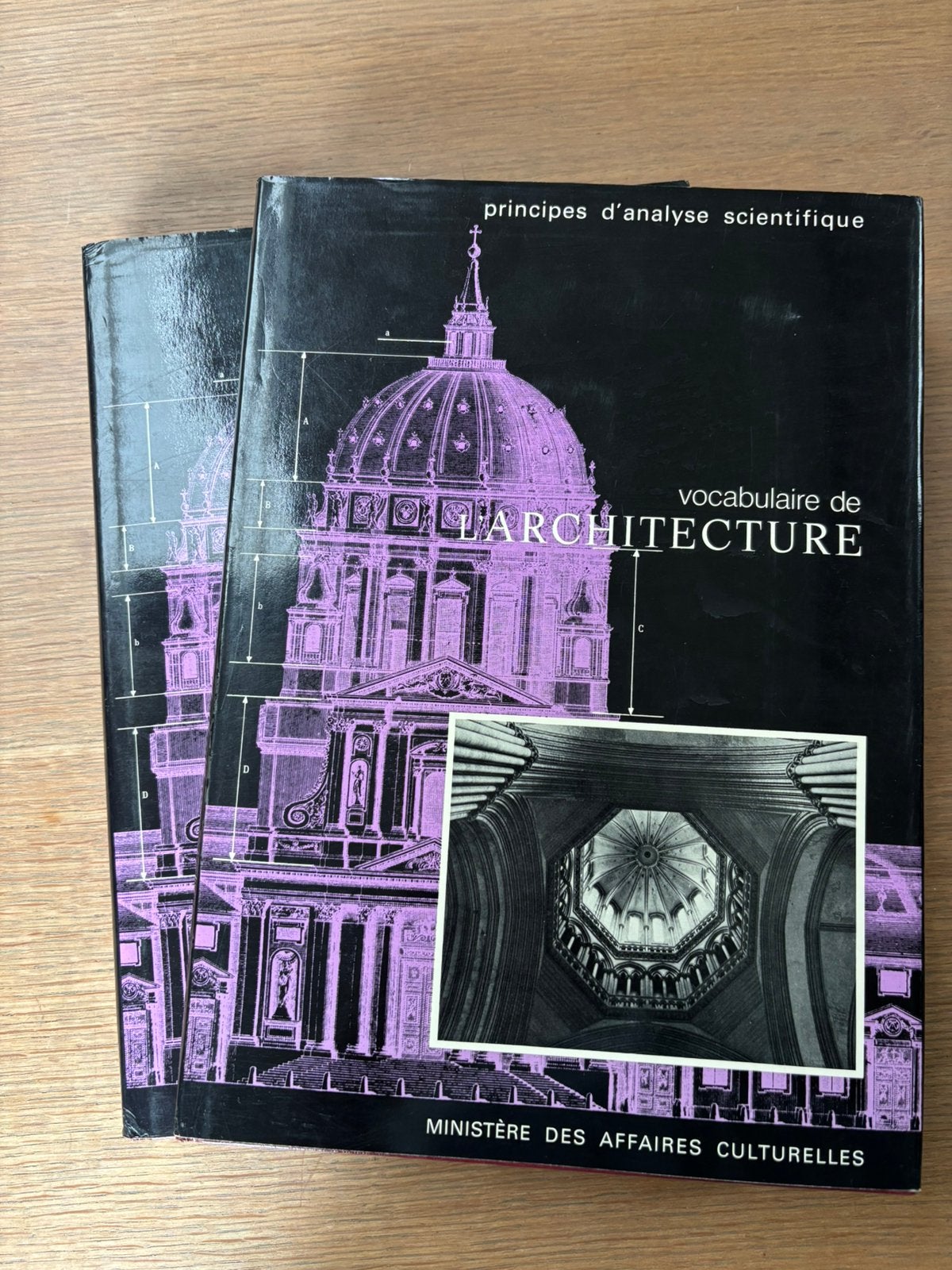 Vocabulaire de l’Architecture, Ophalen of Verzenden, Gelezen