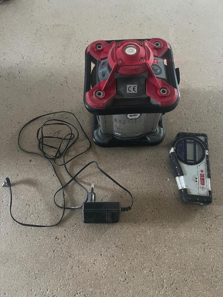 bouwlaser BMI, Enlèvement, Utilisé