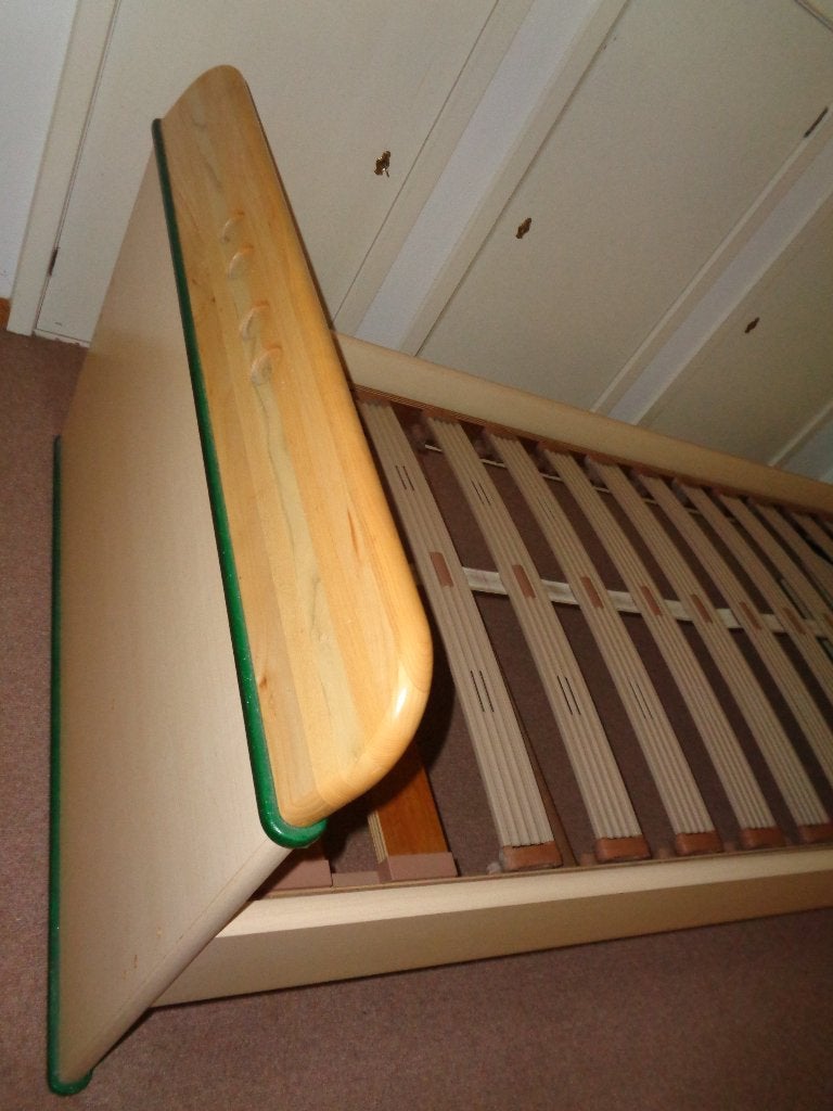 1 persoons bed met lattenbodem, Huis en Inrichting, Ophalen, Eenpersoons, 210 cm, 100 cm