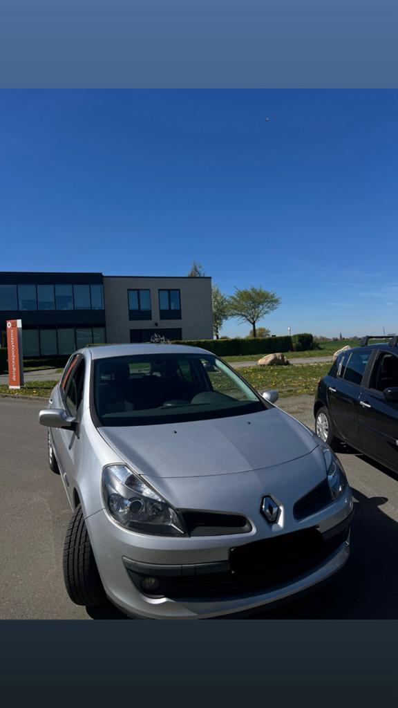 Clio Essance, Handgeschakeld, 5 deurs, Particulier, Euro 4