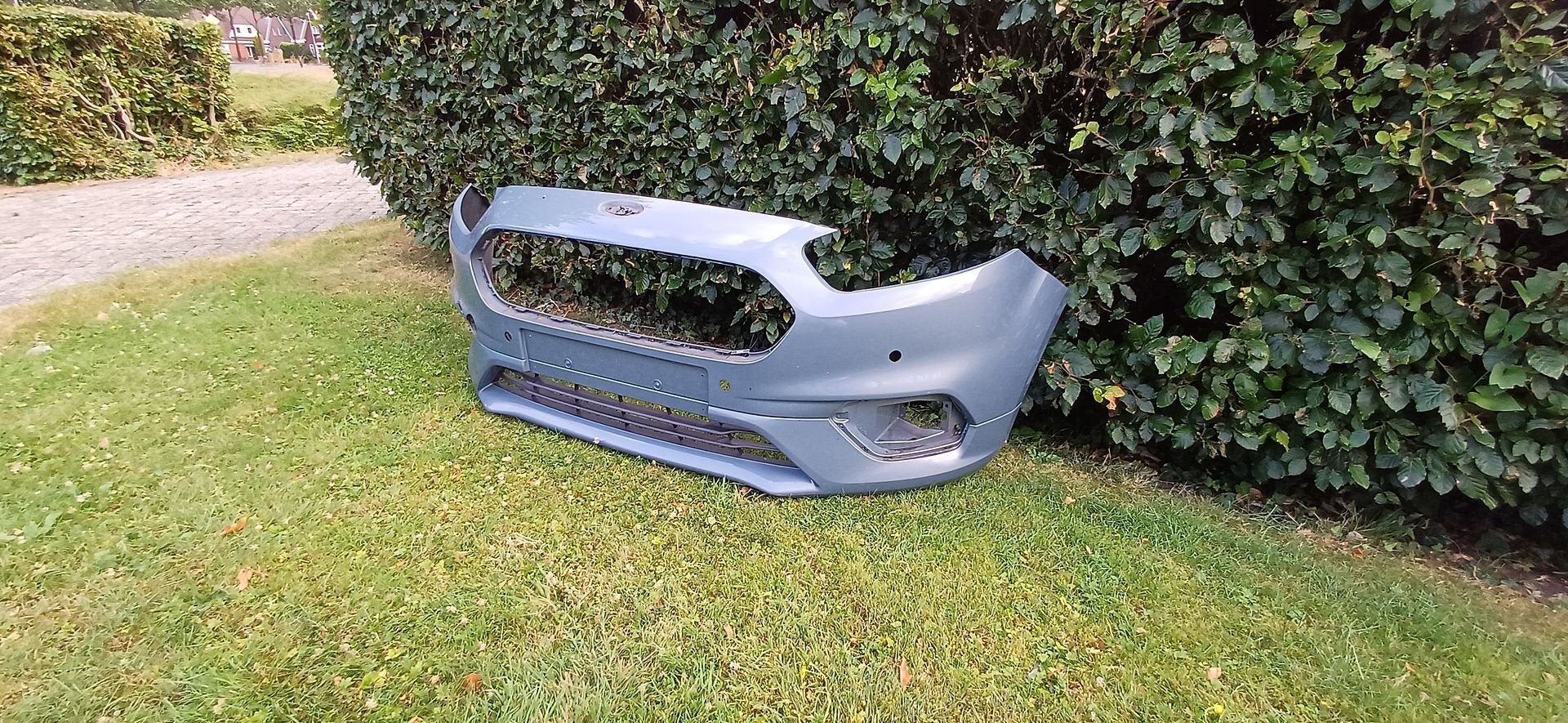 Ford Transit Courier Facelift Bumper Voorbumper JT7617757AAW, Auto-onderdelen, Gebruikt, -, Voor, -