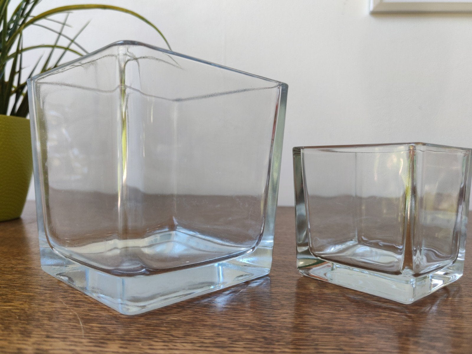 2 decoratieve vazen, Huis en Inrichting, Ophalen