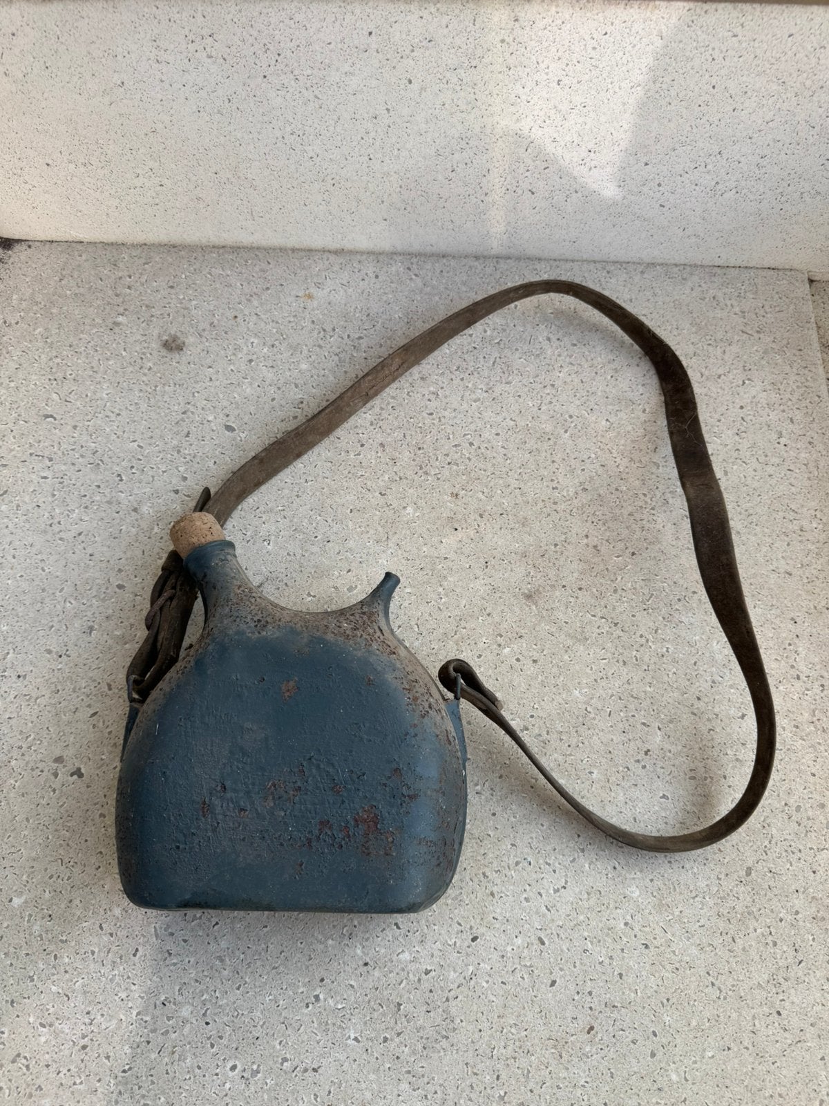 Wo1 Franse drinkfles met riem (2e type), Ophalen of Verzenden