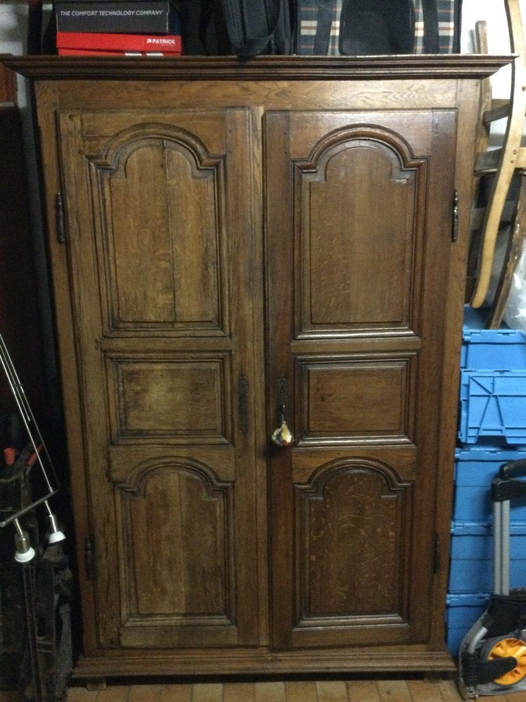 Meuble ancien, Enlèvement