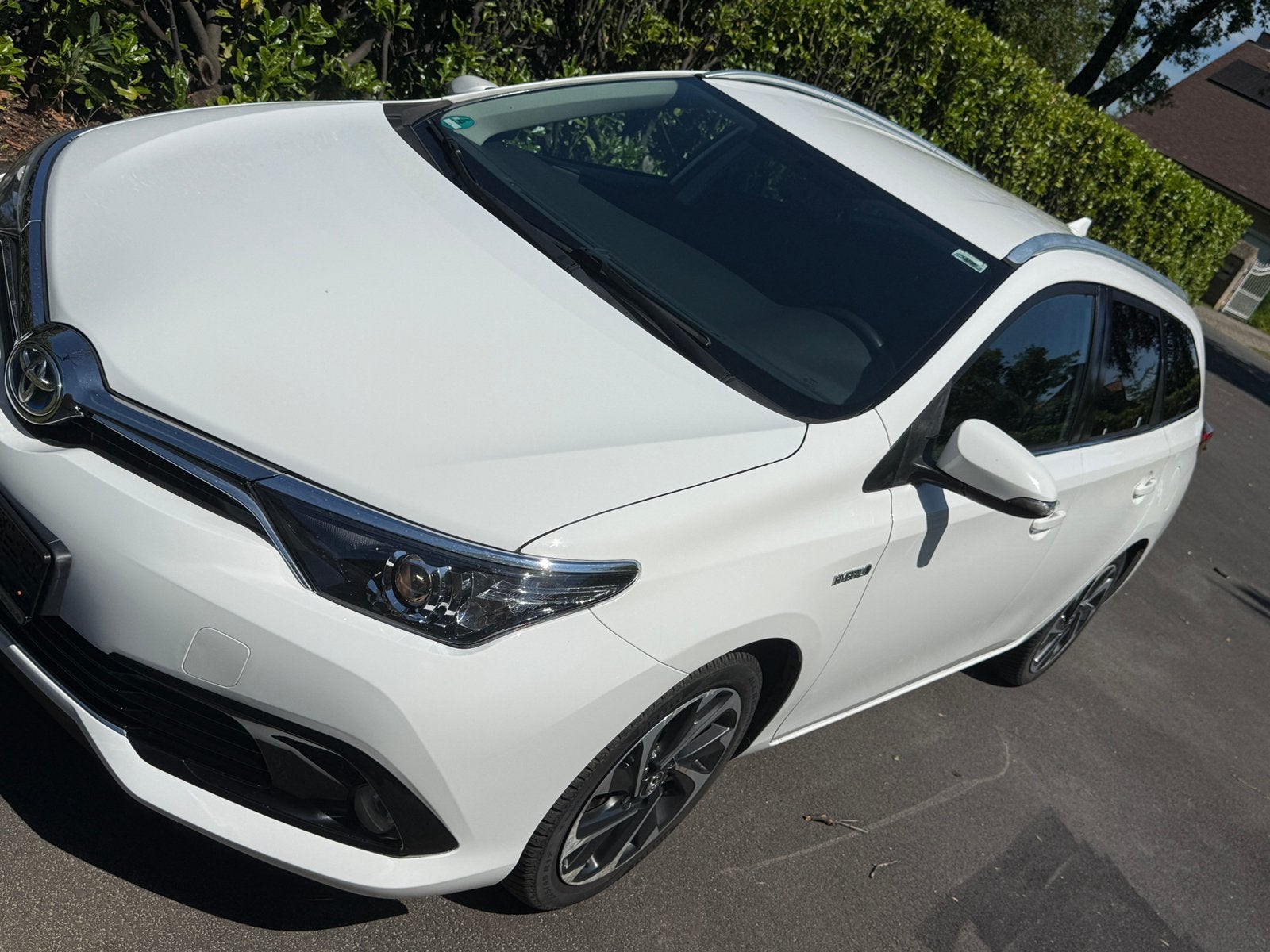 Toyota Auris 2015, 122 000 km, essence+ hybride, 1 garantie,, Autos, Achat, 6 portes, Euro 6, Entreprise