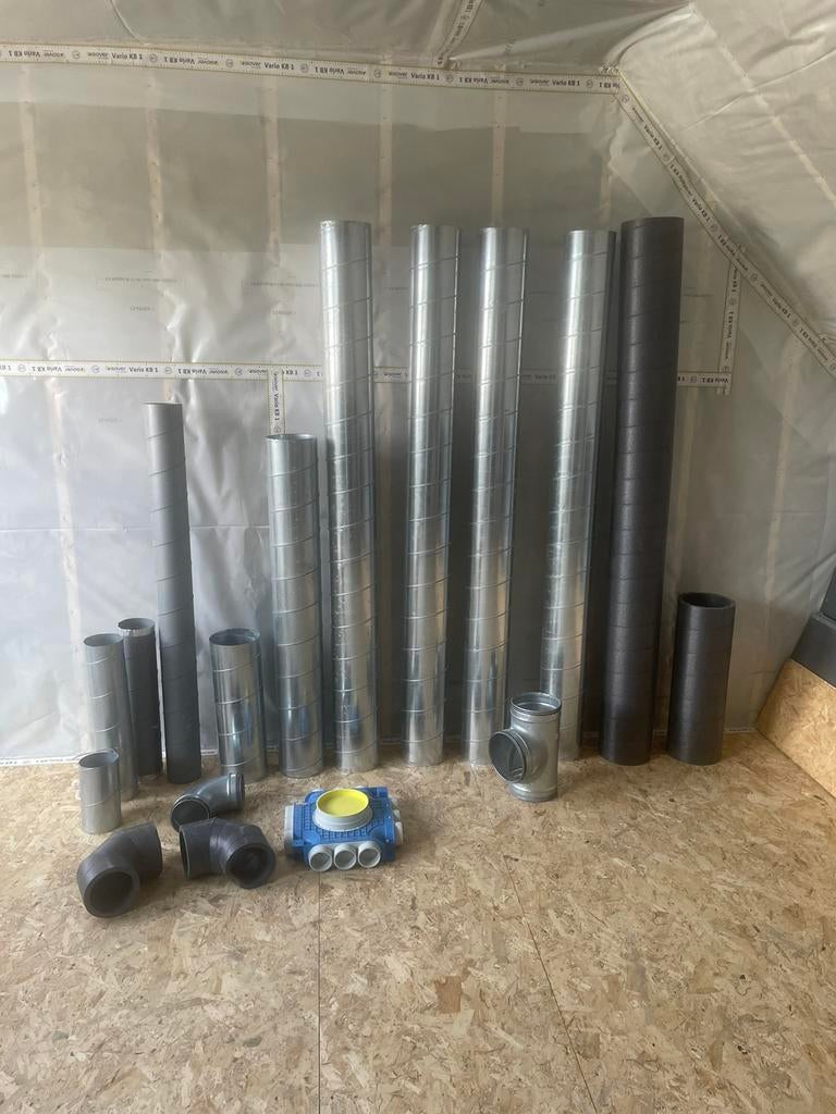 Rest van ventilatie spirobuis, Ophalen, Zo goed als nieuw